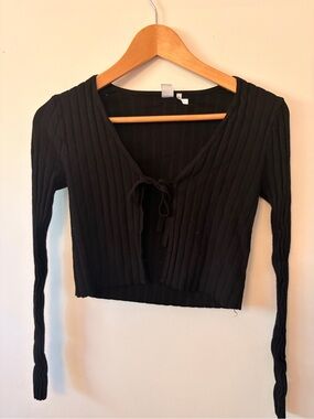 Simons Black Ribbed Tie-Front Crop Sweater